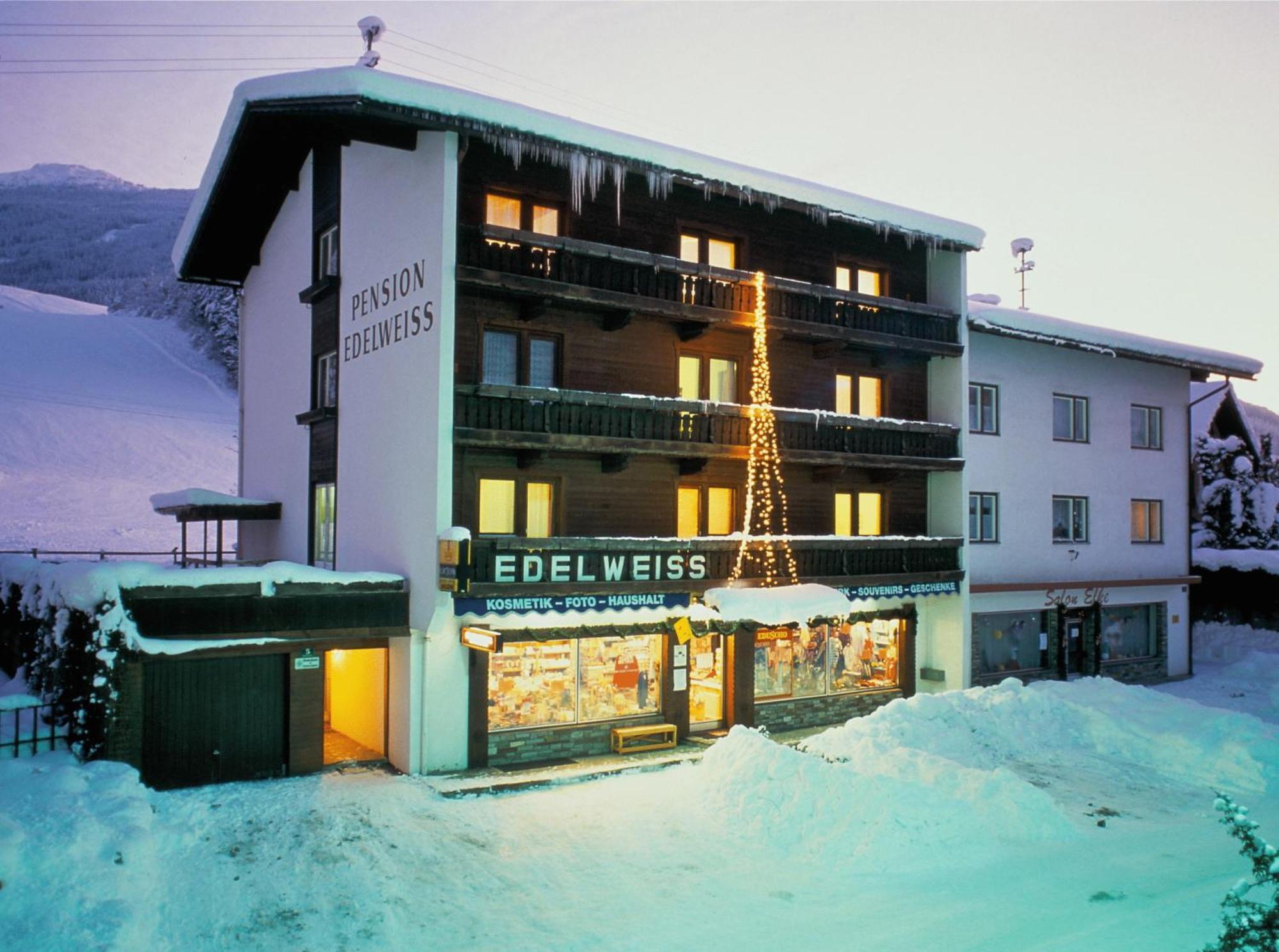 Gaestehaus Pension Edelweiss Кользас Экстерьер фото